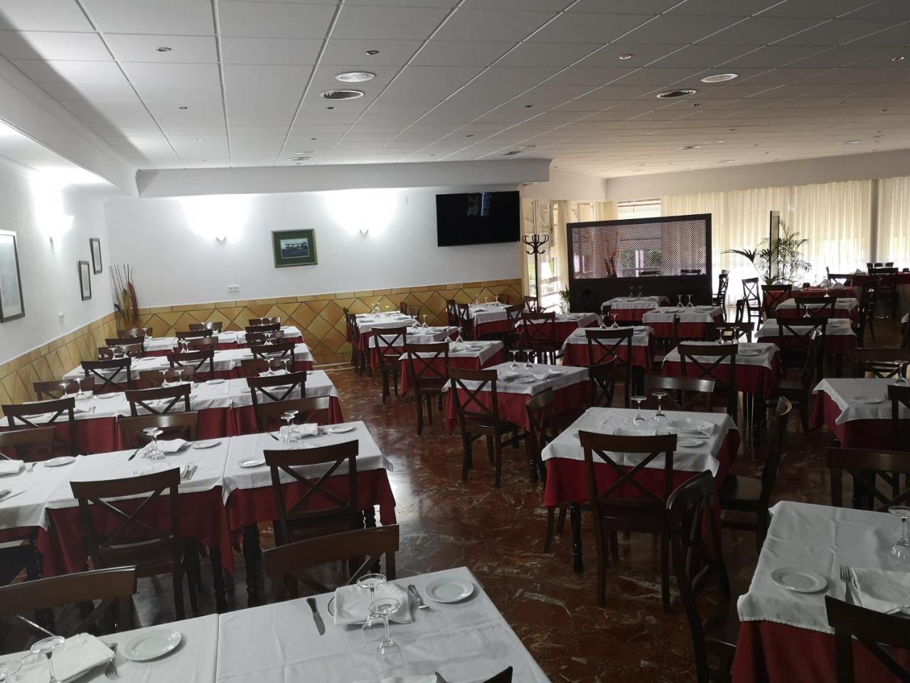 Hotel Santa Ana La Carlota